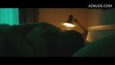 Eliza Taylor hot scene