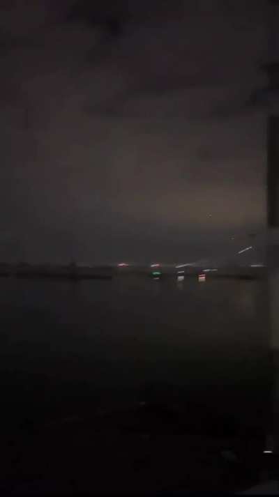 Footage of Ukrainian anti-aircraft guns in Odesa confronting a swarm of Russian drones