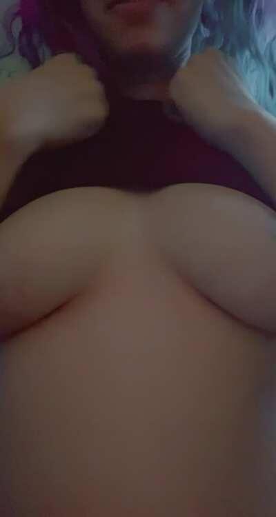 Id love a mouthful of milk 🥛 🤤