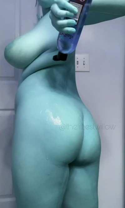 What color looks best on me? I’ve seen this trend all over TikTok, but I’ve never seen a dirty version 🙃✨