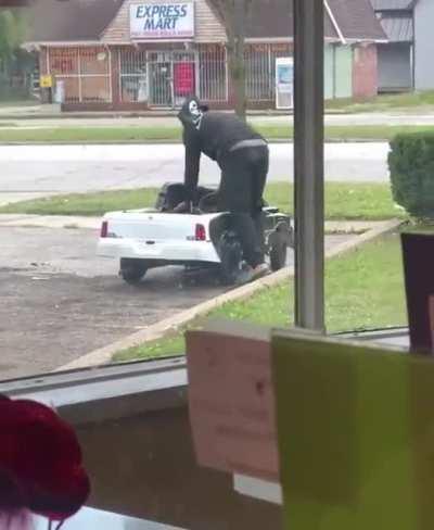 This guy and his mini car