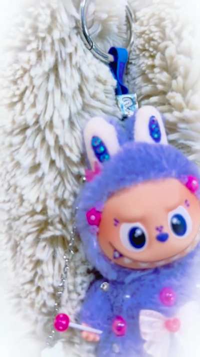 She is very gorgeous 2 me 🫶🏼