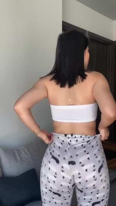 jiggle jiggle jiggle