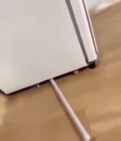 Lembra-se de sempre limpar a casa chat. Limpa