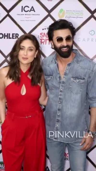 Ranbir & Kareena at an event.