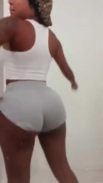 Jania meshell nut buster fr