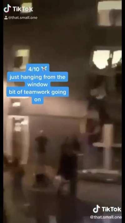 Party of over 30 people escaping out windows after barricading the door to stop police from entering