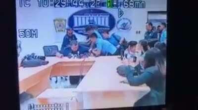 Boom bagsak. May hangover pa ata eto.