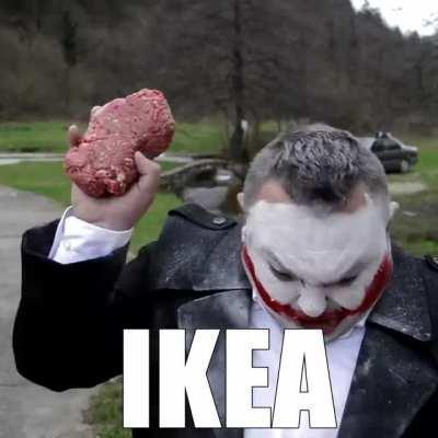 who**res meet?? 🤮