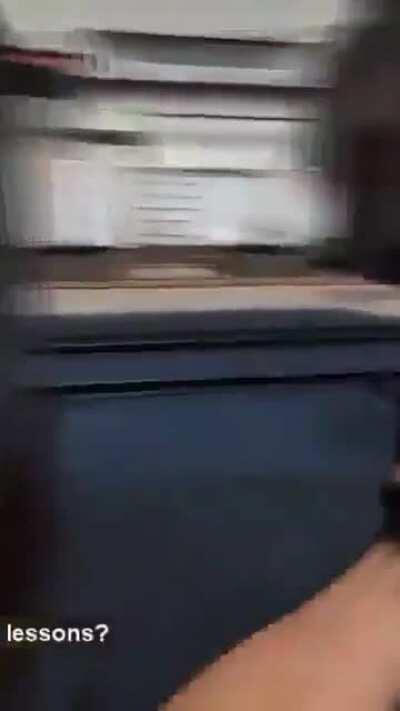 así se saluda a una egirl