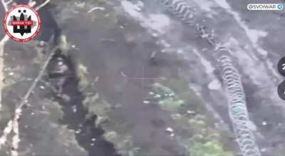 Ukrainian soldiers wipe out Russian assault group approaching trench with machine gun fire and grenades