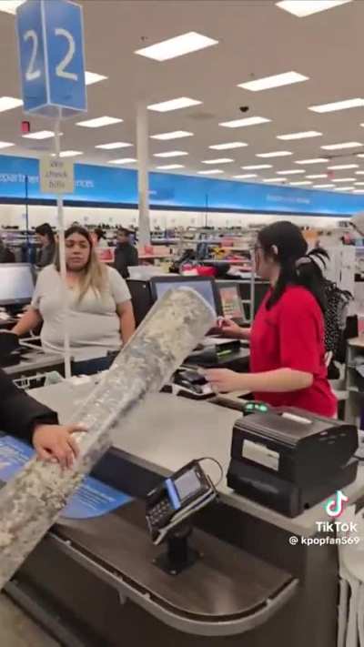 Woman threatens Ross employee