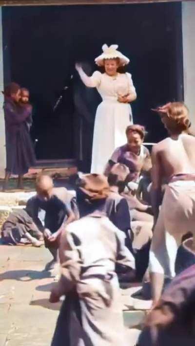 Fr*nch feeding Vietnamese children like pigeons