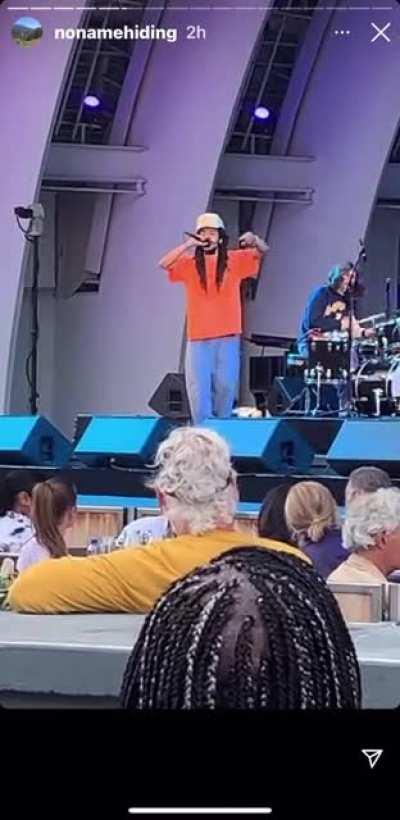 New Earl! i’d love to hear the studio version of this😍