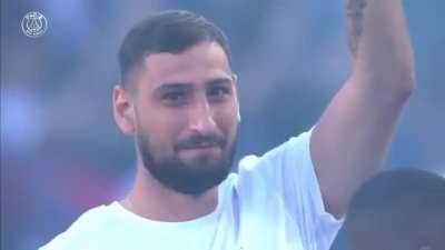 Presentation of our 5 new recruits at Parc des Princes!!!