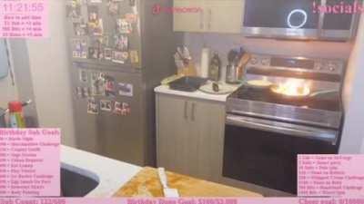 Streamer fails miserably on cooking and panics when it bursts into flames