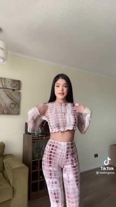 She fine & she know it