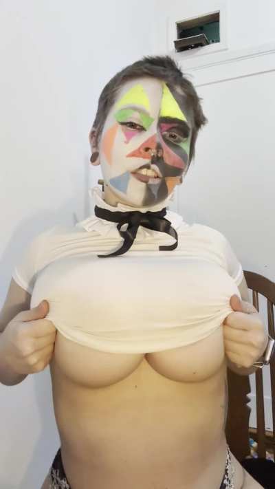 so big they can't stay covered