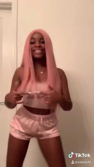 This sound gets stuck in my head all the time >.< 😩💕