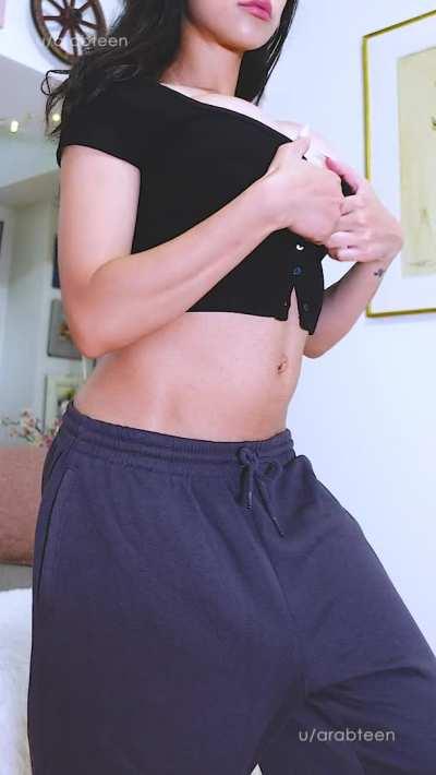 Just a normal Canadian girl! 😚