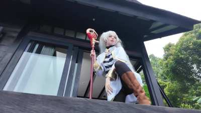 Frieren at mist cosplay