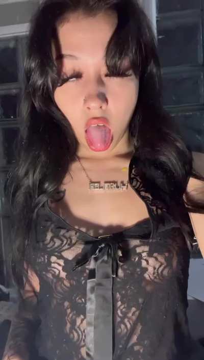 Would this make you wanna use me as your cum dumpster?