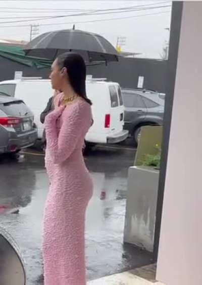 Gal behind the scenes for L’Officiel photoshoot May 30th, 2023 