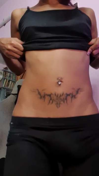 Brainwashed by the internet to get pierced and tatted <3