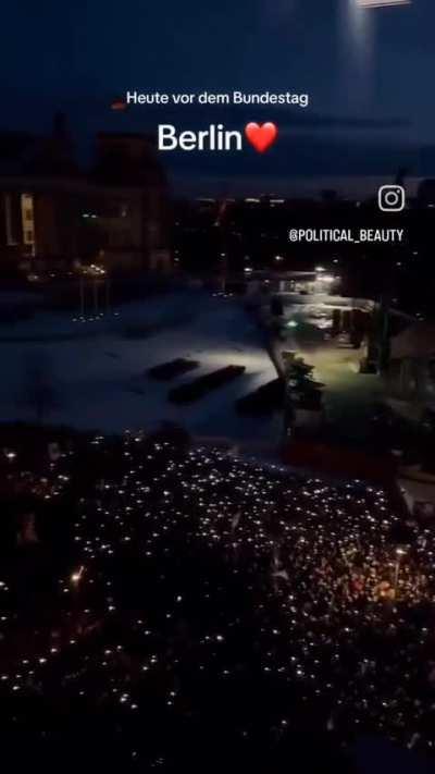 Mass protest in Germany against Fascism