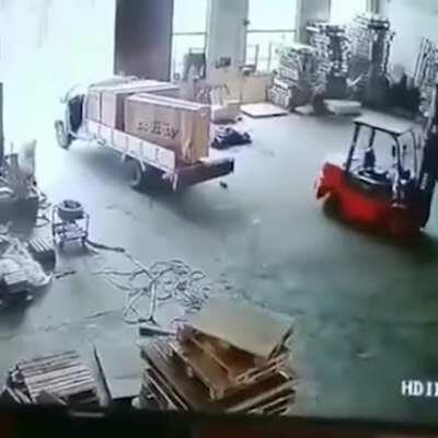 Guy is having a bit of problem with the forklift...