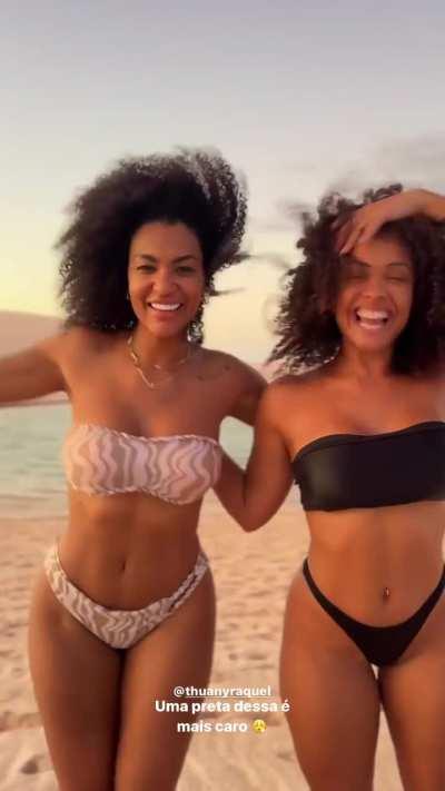 Vê se da pra gozar só come essa aí 😋💦💦