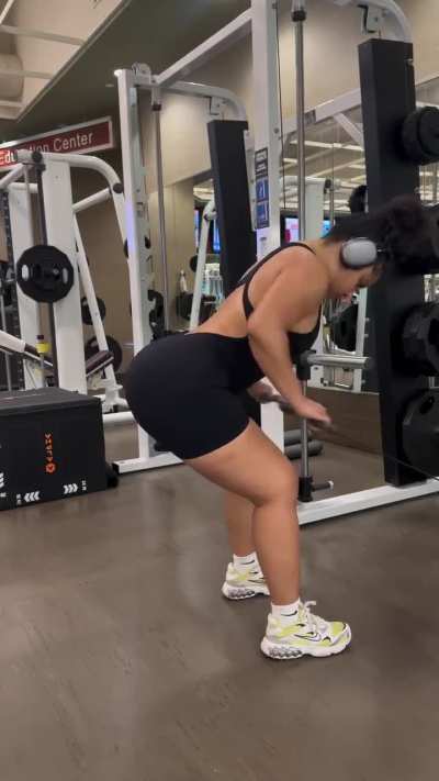 Bria Loren (@missbrialoren)