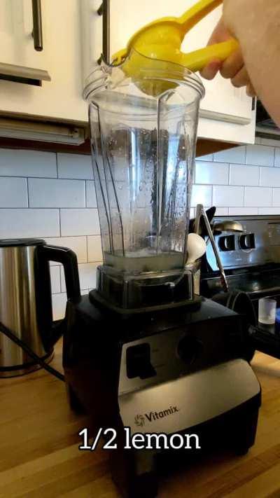 Frozen Strawberry Lemonade Cocktail