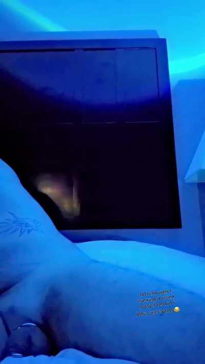 Clouding nude into the dawn 💨🍆