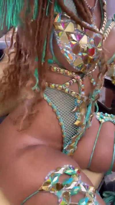 Chloe @ carnival day 2