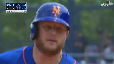[Highlight] Blankenhorn hits his first career home run, a 3 run shot to bring the Mets within 2 runs