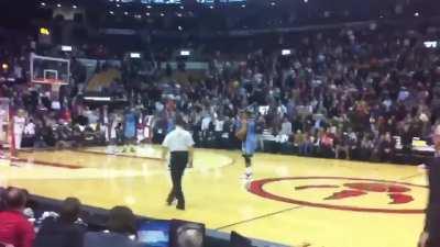 Fan already knows who Rudy Gay is.