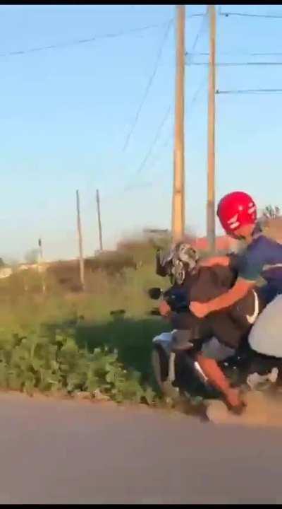 A pergunta é, será que tava como moto Uber ou 99?