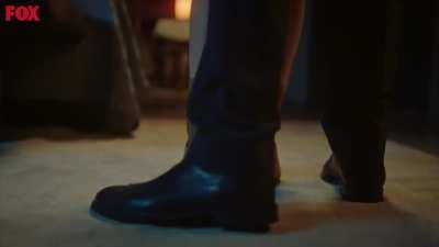 Demet Özdemir ve Engin Akyürek - Adim Farah