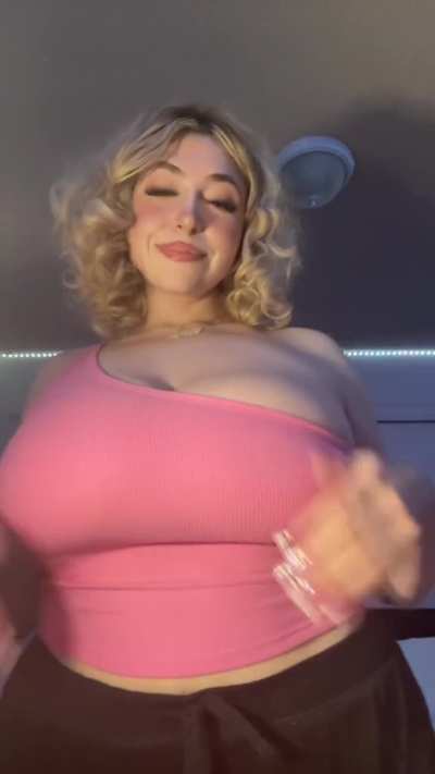 Imagine your cock in between all this boobs 