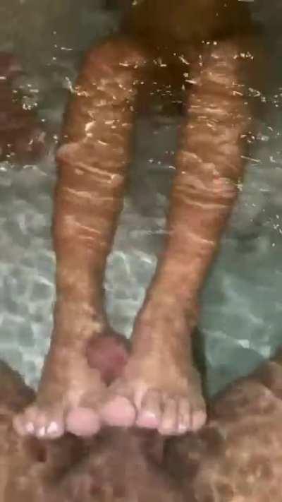 Sit back and relax [mf]