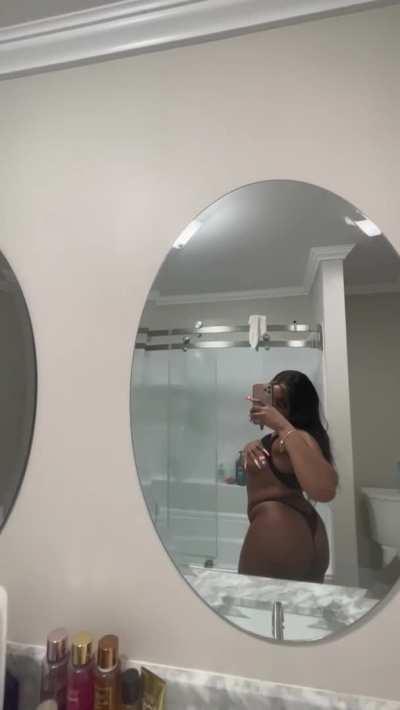 A lonely housewife will you keep me company?