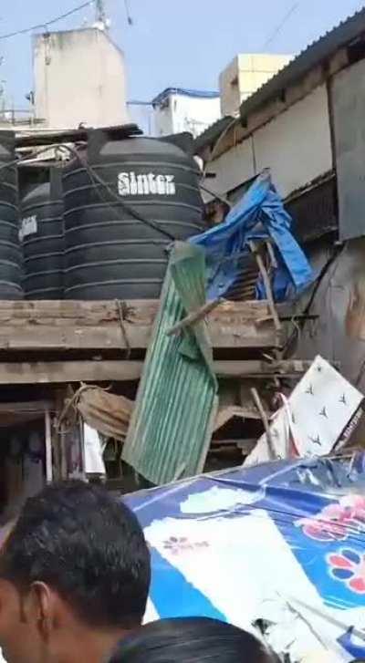 Malad : 19 Shops at Malad (W) Station demolished for widening of the road, including famed MM Mithaiwala. Press F for our fallen soldier, was the goodest lassi. 