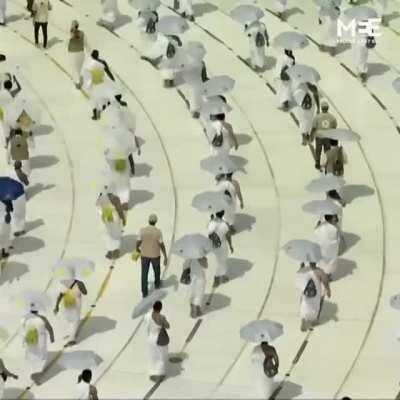 #Hajj2020 begins with social distancing measures. Allahu Akbar!!