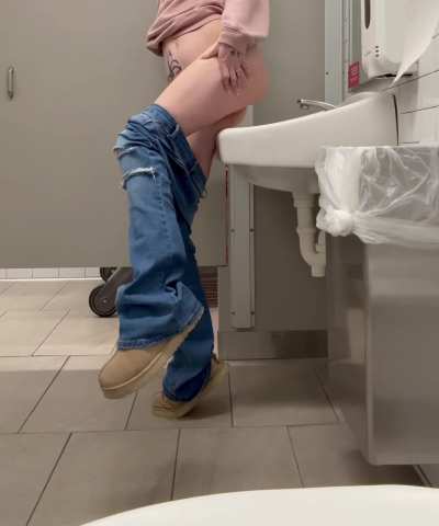 I was feeling so desperate and naughty today..