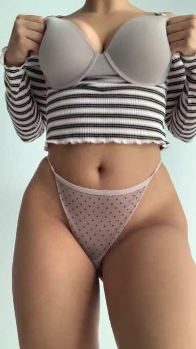 Put my panties on the side and slide in