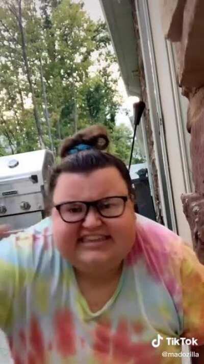 I don't know if this has been posted before, but this is just-why. Why would anyone ever do this