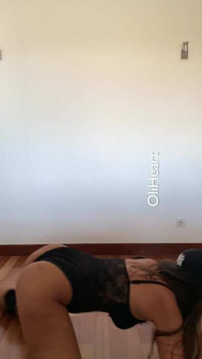 WAP fans here? Do you want to watch the full nude version?