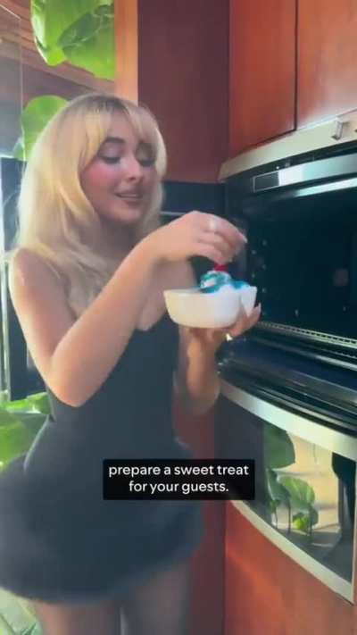 'How to host your own Short n’ Sweet listening party' - Tiktok August 2022