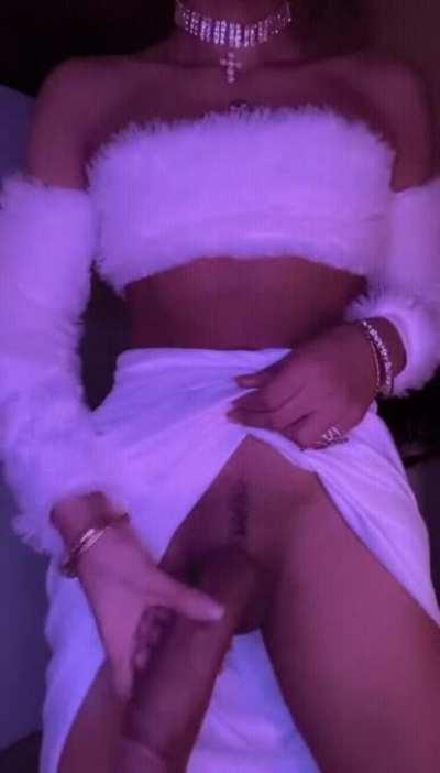 💜🤍 Luma Lavont dang 🍆🍆